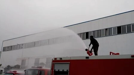 Sinotruk HOWO Спасательная пожарная машина с водяной пеной 4X2 Пожарная машина